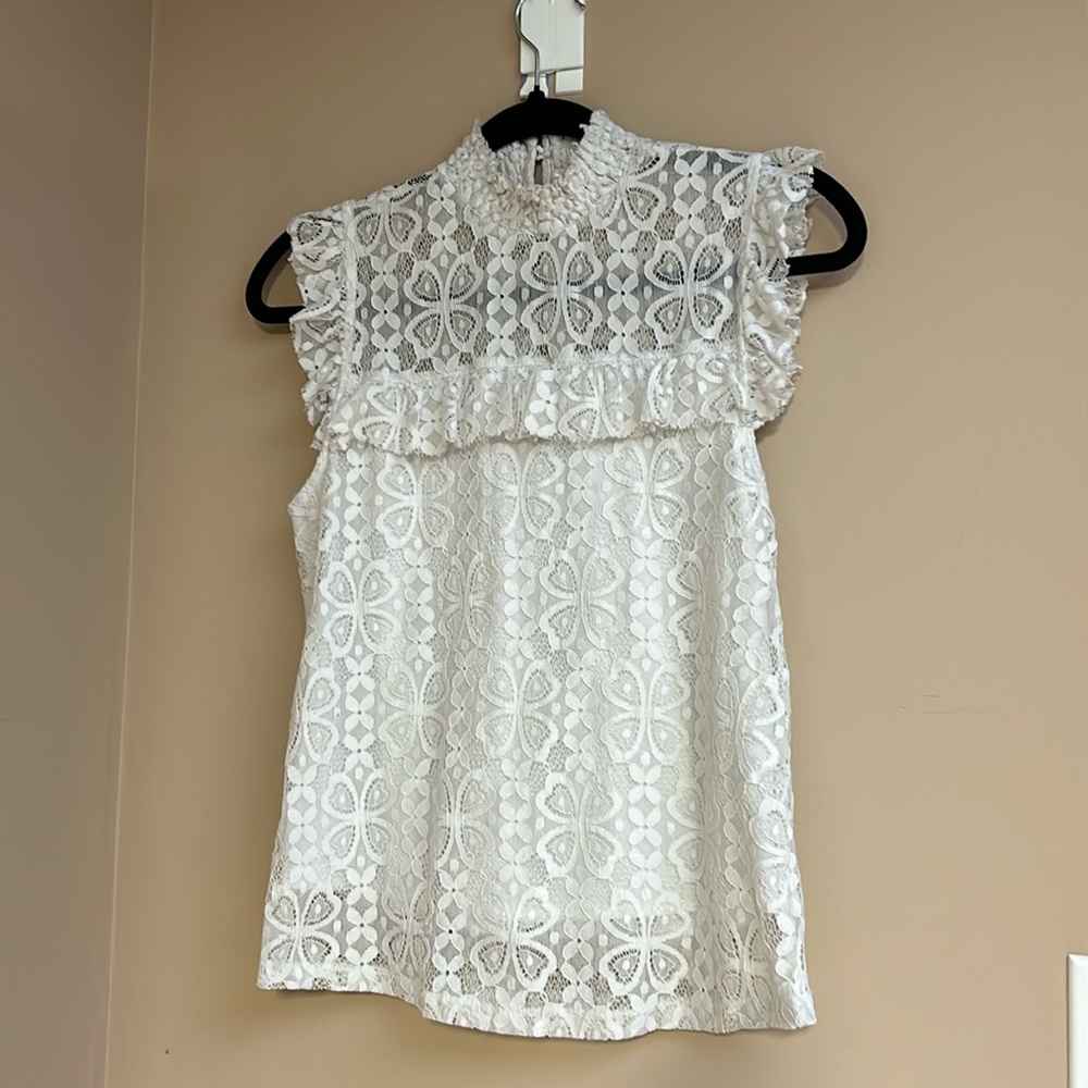 Cutie Blonde Lace sleeveless top